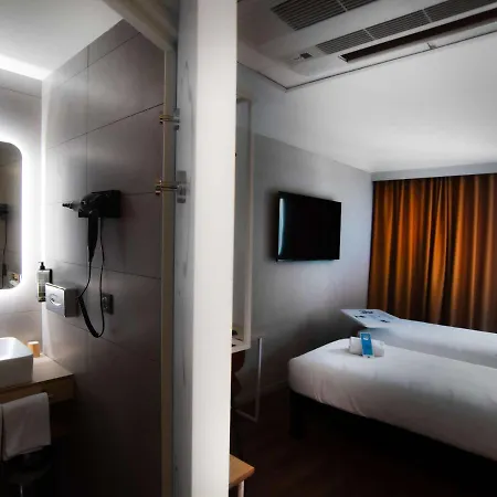 Ibis Styles Aeroport 3* קלרמונט-פרנד