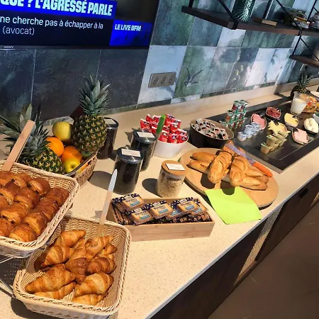 מלון Ibis Styles Aeroport 3*