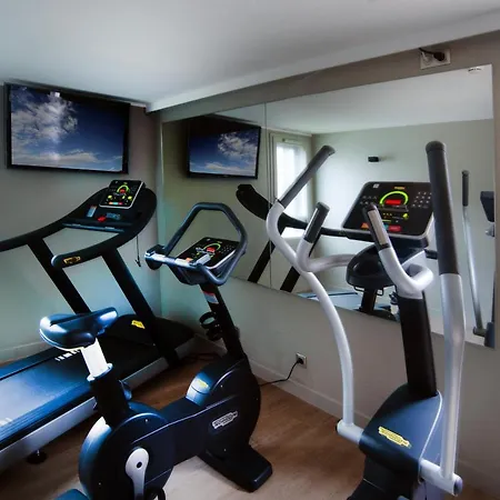 Hotell Ibis Styles Aeroport 3*