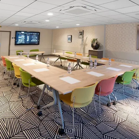 Ibis Styles Aeroport Hotel Clermont-Ferrand