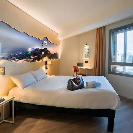 Hotell Ibis Styles Aeroport Clermont-Ferrand