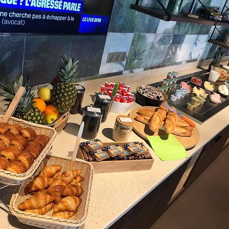 Ibis Styles Aéroport Clermont-Ferrand