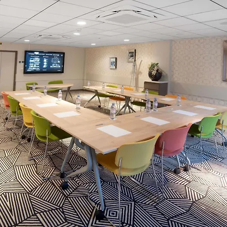 Ibis Styles Aeroport Clermont-Ferrand
