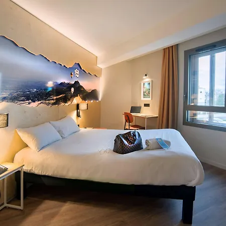 Ibis Styles Aeroport Hotell 3*