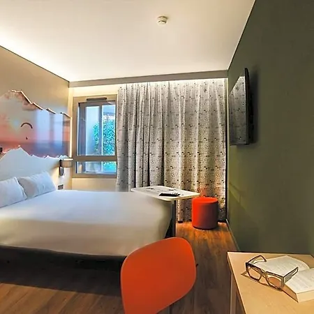 Hotel Ibis Styles Aeroport Clermont-Ferrand