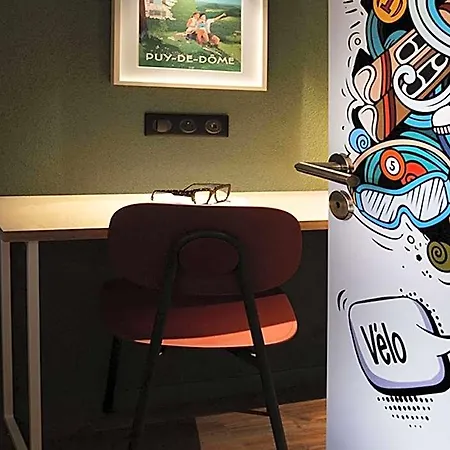 Hotel Ibis Styles Aeroport Clermont-Ferrand