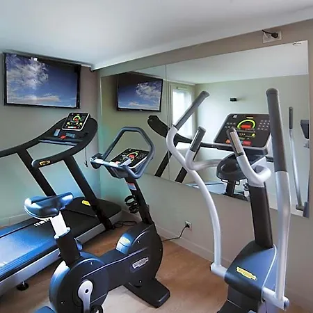 Hotel Ibis Styles Aeroport 3*