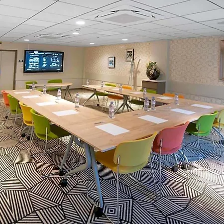 Ibis Styles Aeroport 3*