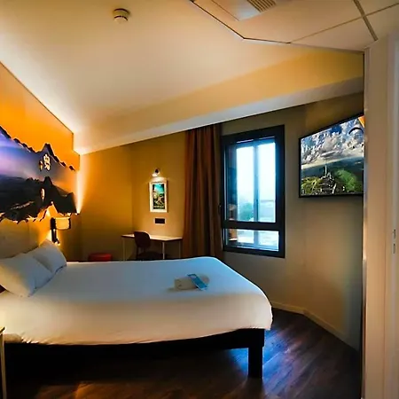 Ibis Styles Aeroport 3* קלרמונט-פרנד