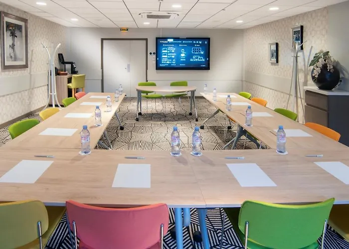 Ibis Styles Aeroport 3* Clermont-Ferrand