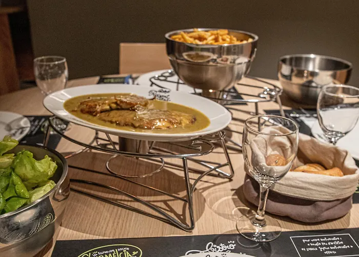 Отель Ibis Styles Aeroport Клермон-Ферран