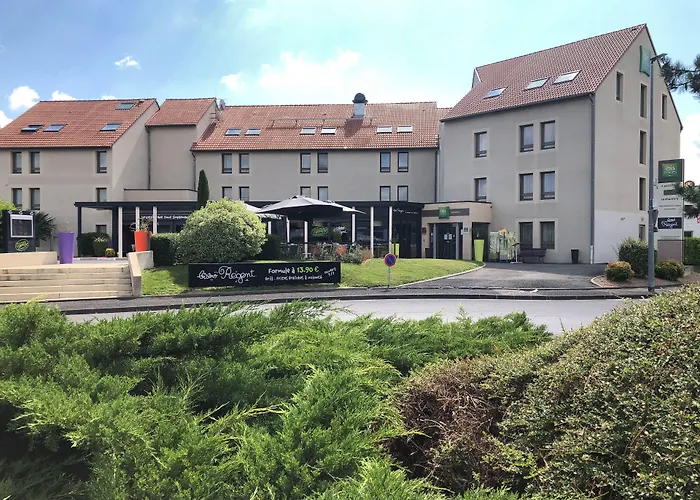 Ibis Styles Aeroport Отель