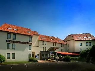 Hotell Ibis Styles Aeroport 3*