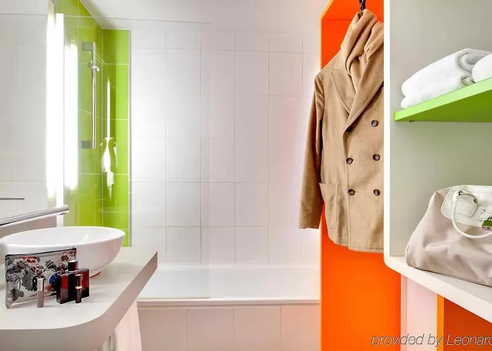 Ibis Styles Aeroport 3* Clermont-Ferrand